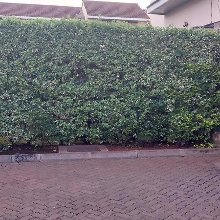 Mamu'S Residence Near Jkia Nairobi Exterior foto